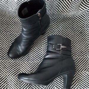 Blondo Black Heeled Ankle Boots with Buckle